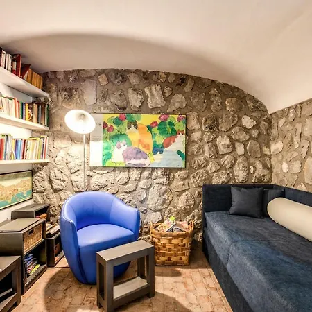 Villa Sleeps 8 With Pool And Air Con Termini