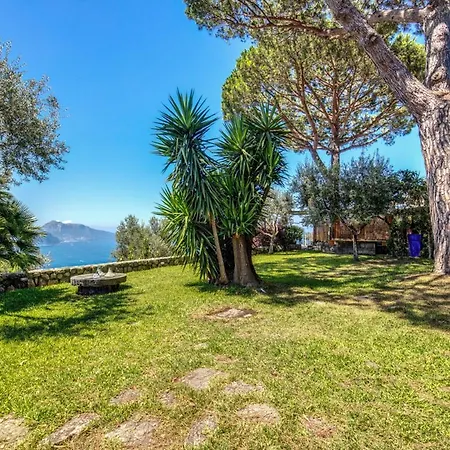 Villa Sleeps 8 With Pool And Air Con *