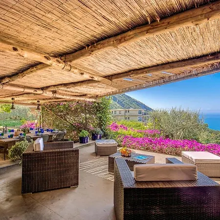Villa Sleeps 8 With Pool And Air Con Termini